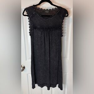LTX Black Sleeveless Dress with Lace Trim Size: M